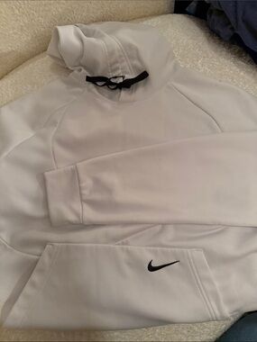 Nike Therma-Fit White Hoodie